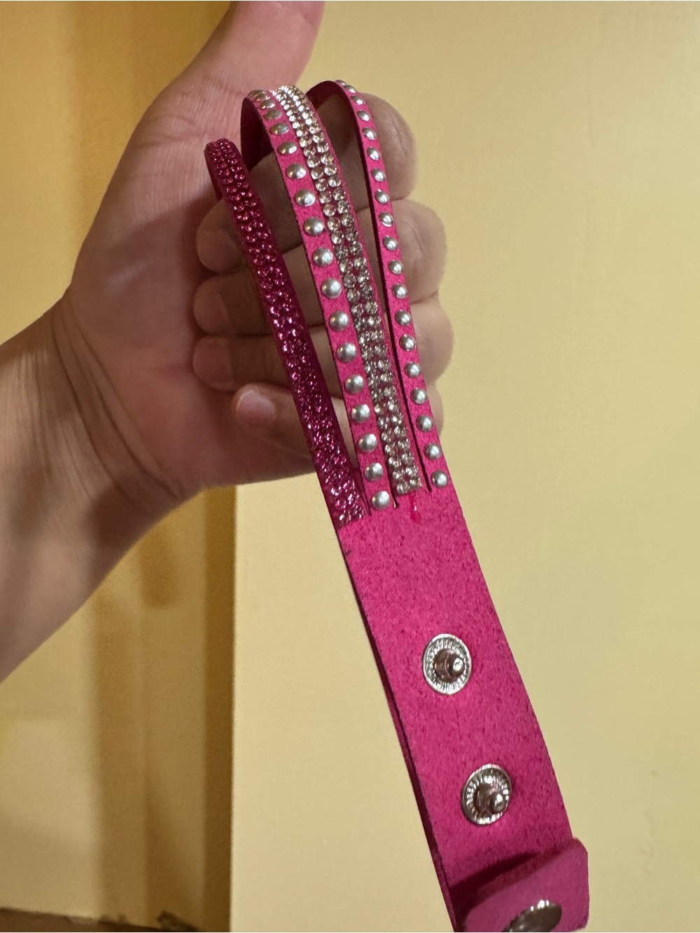 4 Fashion Choker Necklaces in Pink, Hot Pink, Black and Gold lot - Picture 11 of 16
